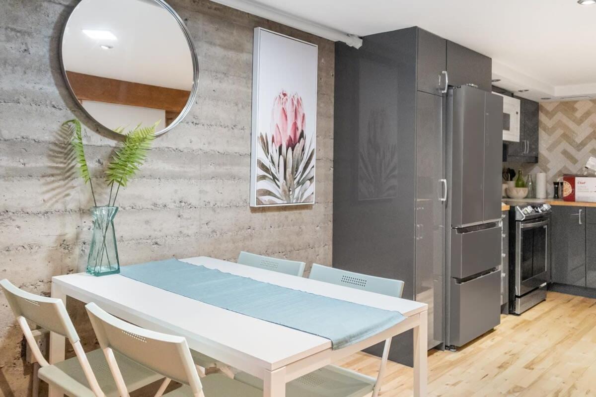 Magnificent 2Br Apartment Fully Equipped مونتريال المظهر الخارجي الصورة